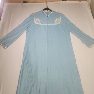 🌿 Vintage Appel Light Blue House Robe●White Details●Zipper Closure